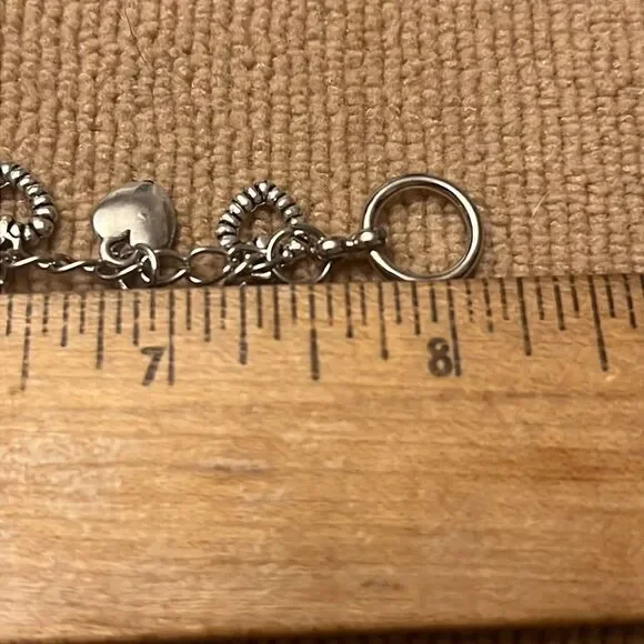 Handcrafted silver tone heart charm bracelet - Picture 2 of 2